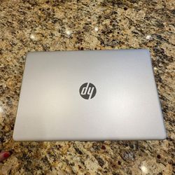 HP 15.6” Laptop – Intel Core i7, 16GB RAM, 512GB SSD – Excellent Condition