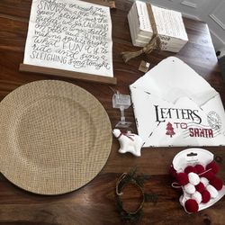 4 Under Plate, Decoration 