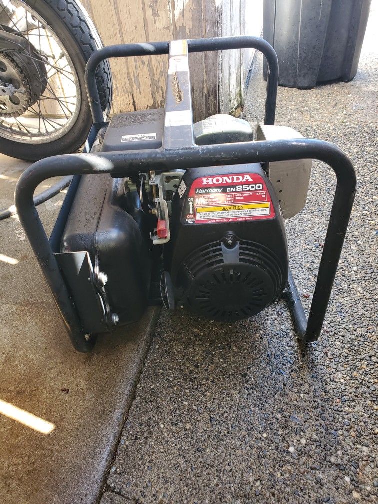 Honda Harmony 2500 Generator for Sale in WA OfferUp