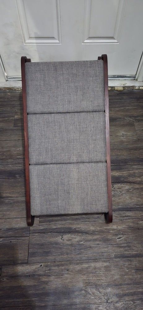 pet ramp sturdy never used