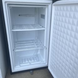 Mini Upright Freezer 