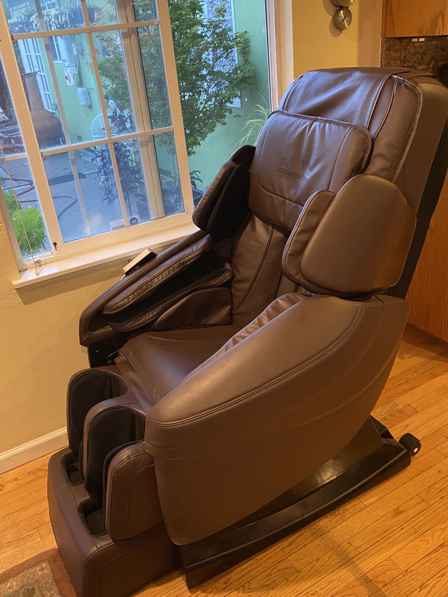 Full-body Massager Chair from Costco!!!