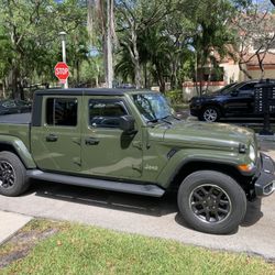 2022 Jeep Gladiator