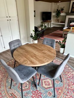 Round kitchen table set