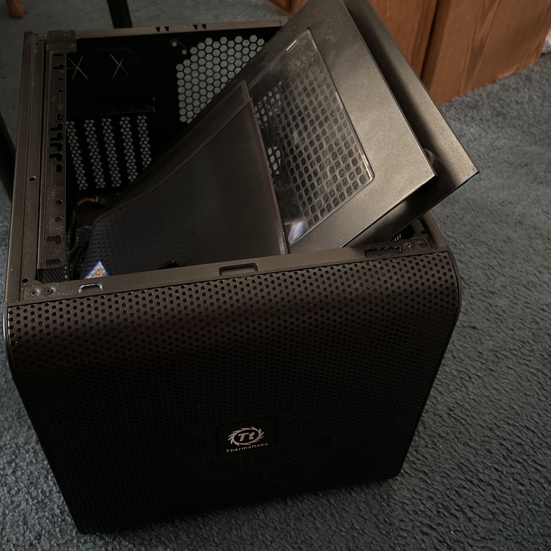 thermaltake v1 Case With Power Supply