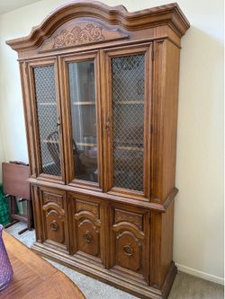 Free Lighted China Hutch