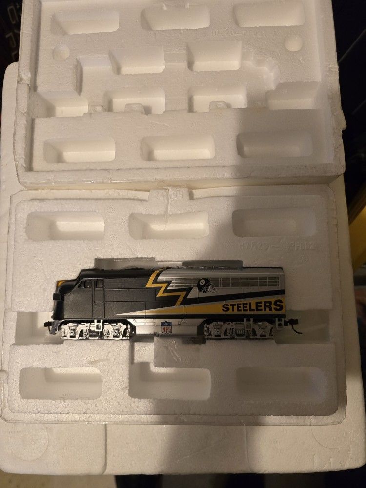 Hawthorne Village Steelers Train