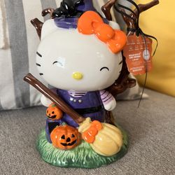 Hello Kitty Witch Ceramic figurine 
