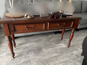 Accent Table
