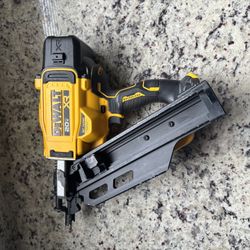 dewalt nail gun