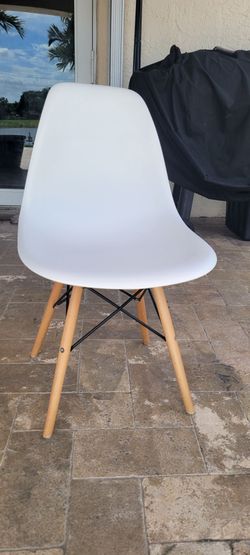 Desk chair