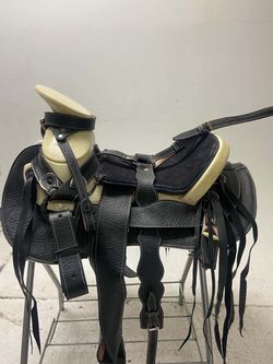 Montura charra de cuero