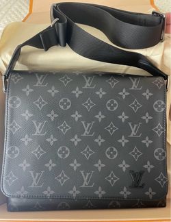 Louis Vuitton messenger bag