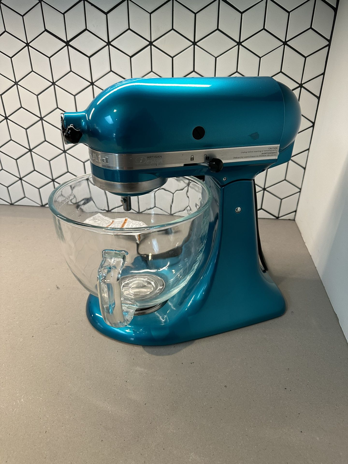 Artisan Design 5-Quart KitchenAid Stand Mixer with Glass Bowl