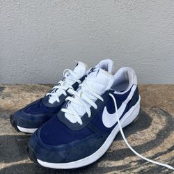 Nike Waffle Debut 11