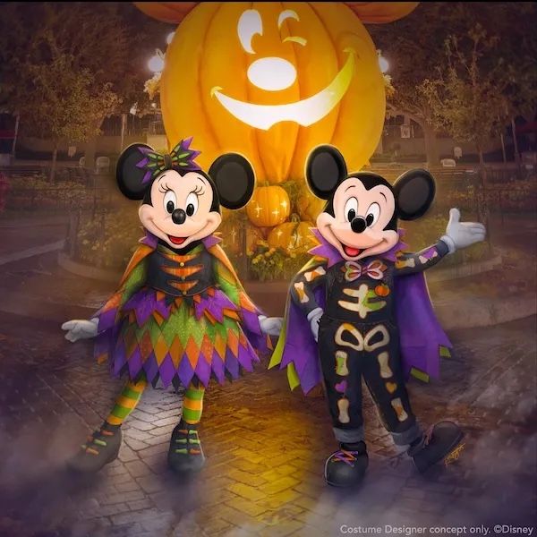 2 Disneyland Park Hoppers For October 25th