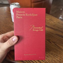 Baccarat rouge 540