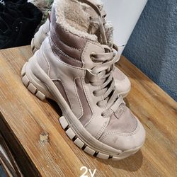 Girls Size 2y Shoes/boots