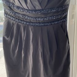 Brand New Cocktail Dress Size 3 With Pockets 