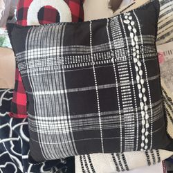  Various Pillows 