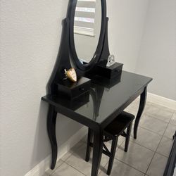 Wood Vanity With Stool