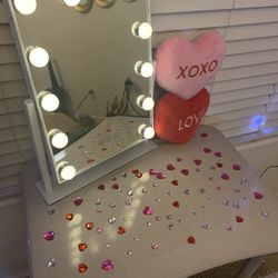Vanity Mirror 🪞🪞💖🪞💖🪞🪞💖🪞💖🪞💖🪞💖🪞💖🪞💖🪞💖🪞💖🪞