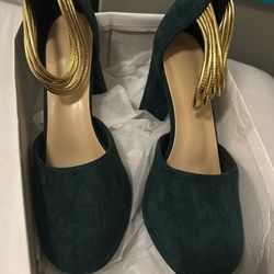 Green Suede Heels-Size 9
