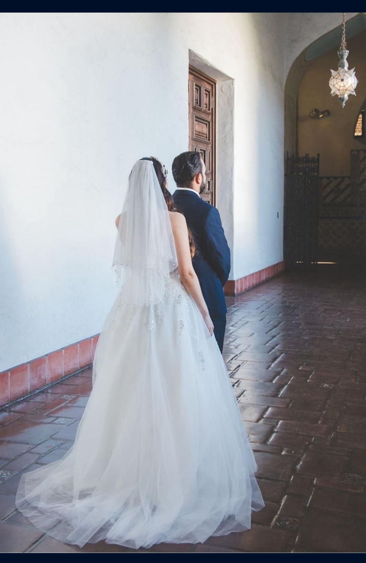 Wedding Dress for sale - small size - $100 Small size Bridal veil Hair accessory $100