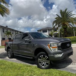 2021  FORD F-150 XLT