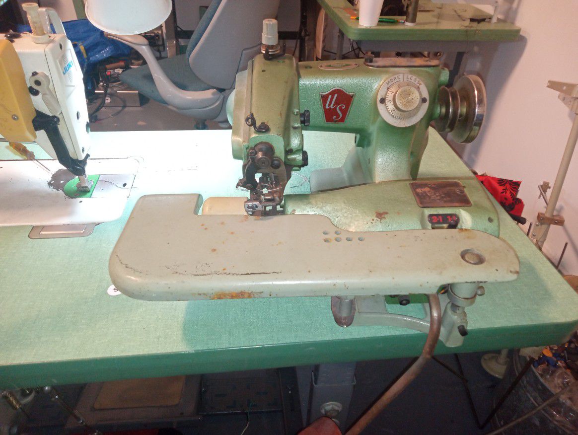 3 Industrial Sewing Machine 