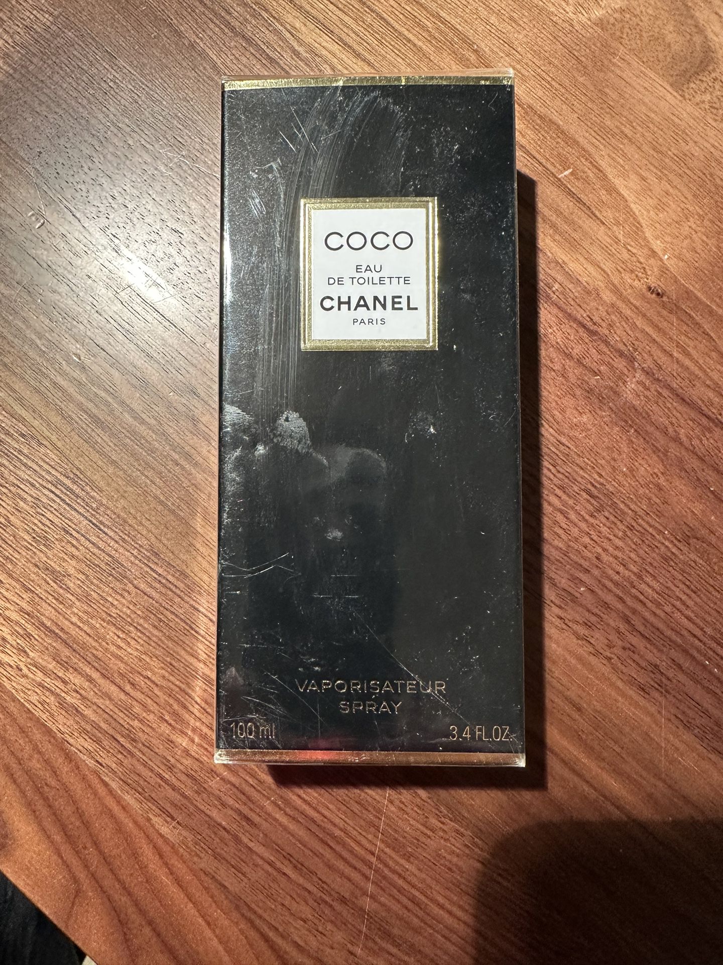 Coco Chanel, Oscar da la Renta, Estée Lauder Perfumes