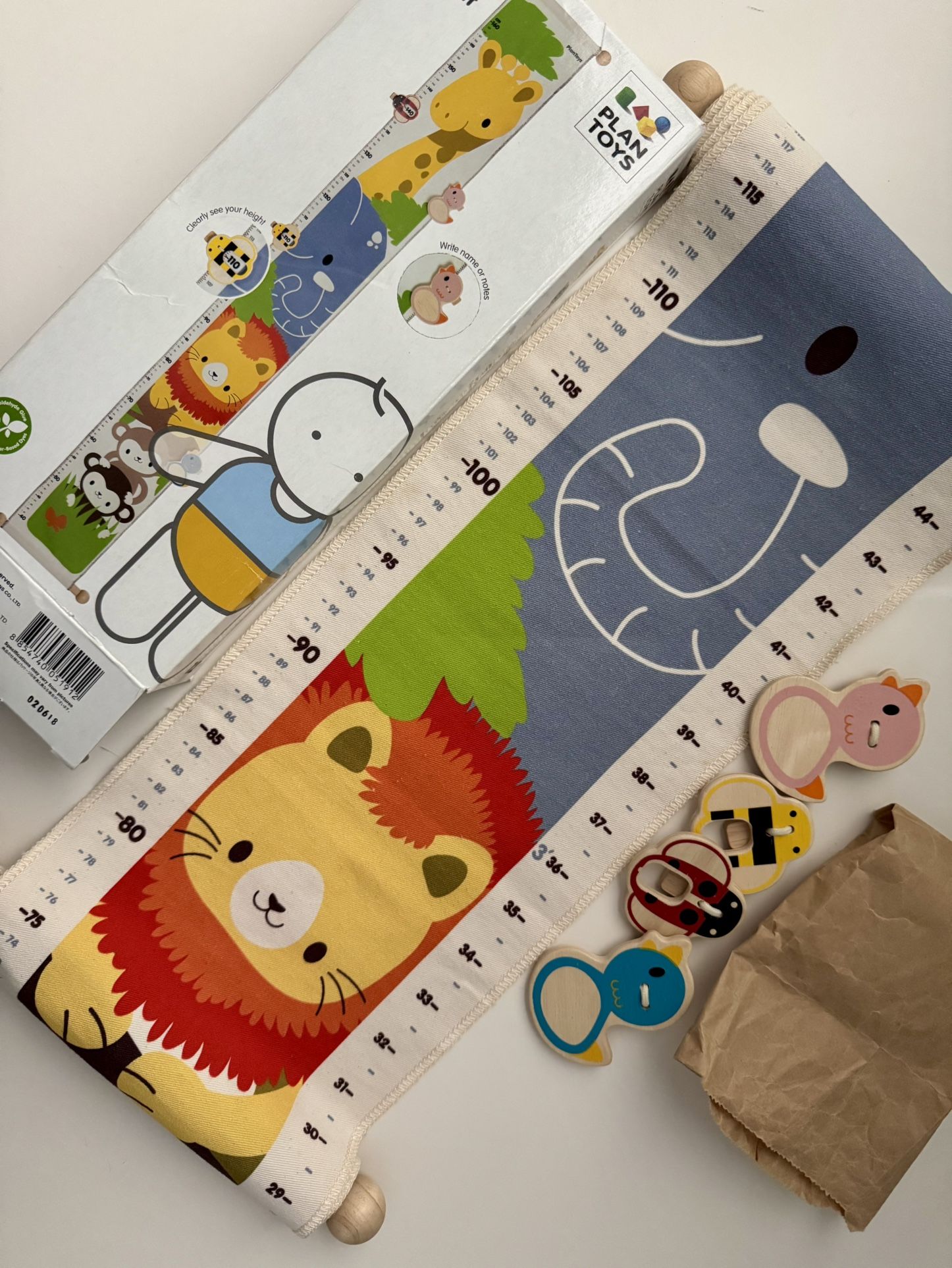 PlanToys - Animal Growth Chart with Clips