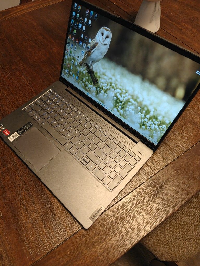 Lenovo Laptop 512 GB SSD 16 GB RAM