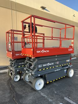 Scissor Lift 