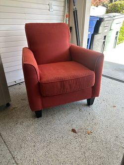 Free Arm Chair
