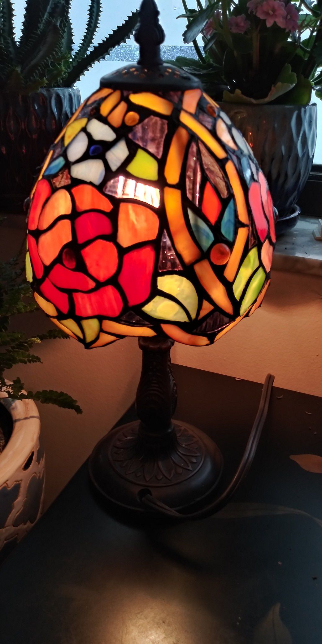 Tiffany Style glass lamp