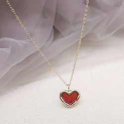 Brand New Beautiful Wine Red Heart Golden Color Necklace 