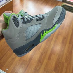 Air Jordan Lime Green Size 9.5