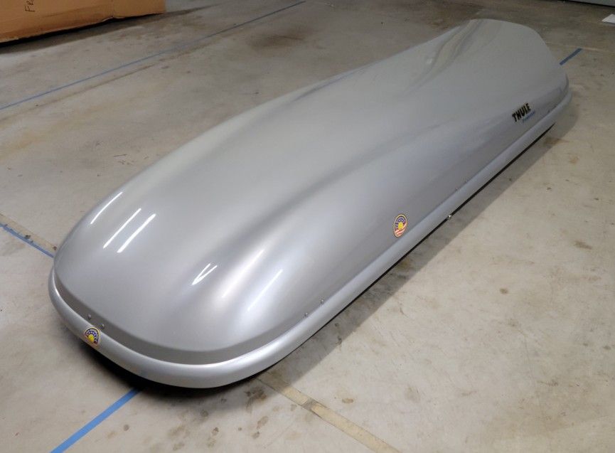 Thule Evolution Cargo Box 675 for Sale in Whittier, CA OfferUp