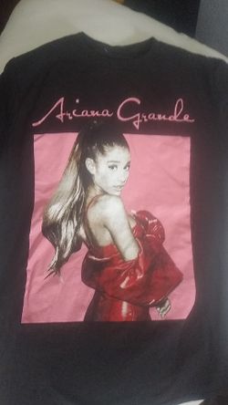 Ariana Grande dangerous woman tour t-shirt
