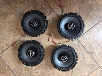 Type S 6-1/2" 2-way car speakers — fits in 6-1/2" or 6-3/4" openings. BLACK