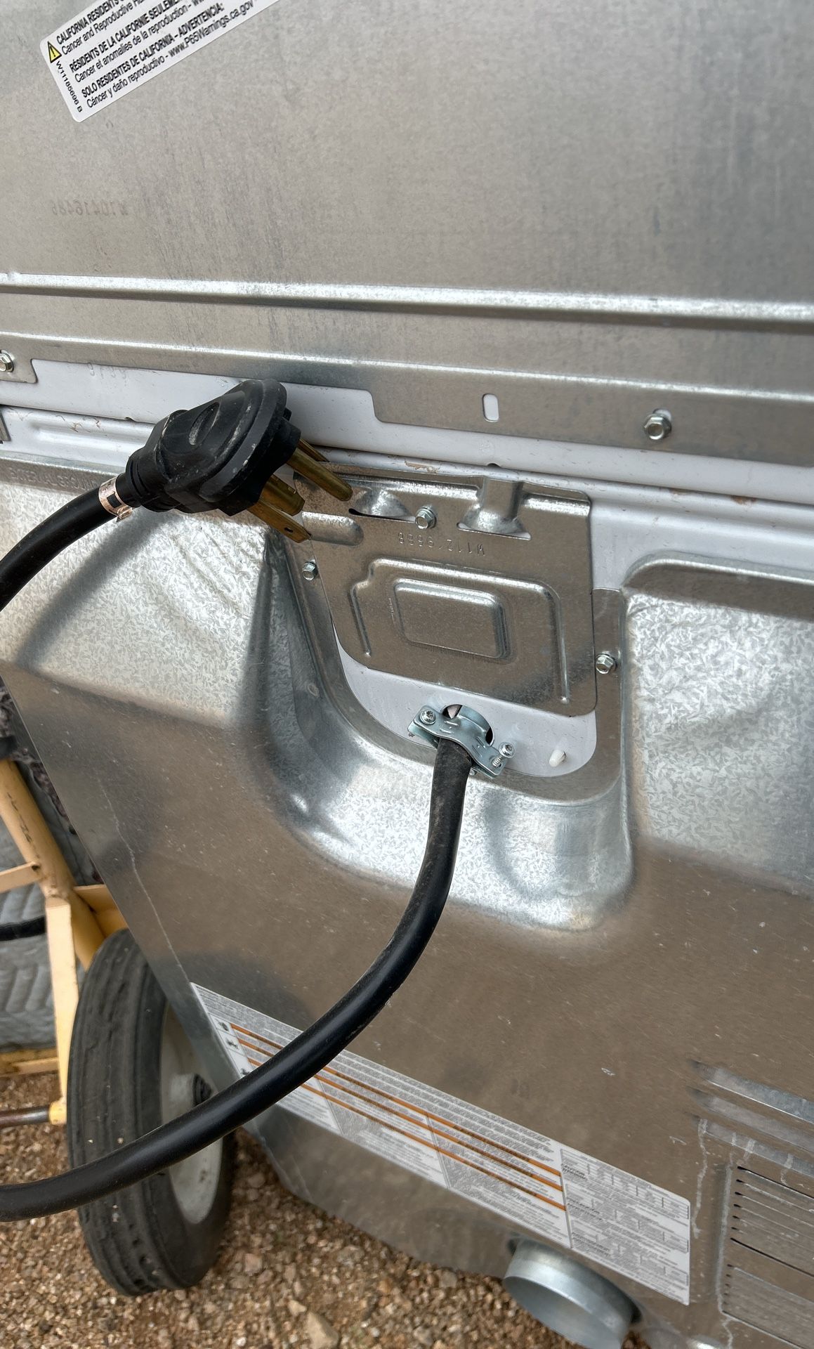 Whirlpool Electric Dryer Works Great Home & Garden