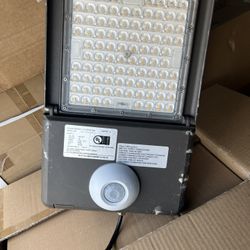 120v Flood Light/ Led Light 