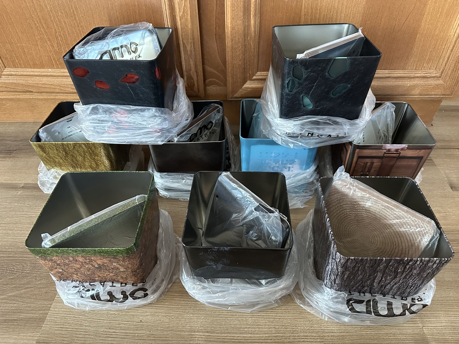 9 Minecraft AMC tins