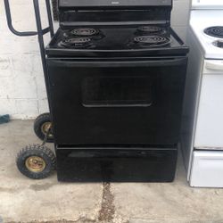 HotPoint Stove