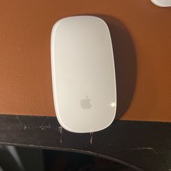 Apple A1657 Magic Mouse 2 MLA02LL/A Bluetooth Wireless