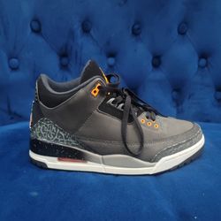 Jordan 3 Retro
Fear Pack (2023)