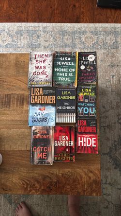 Women’s mystery / crime books