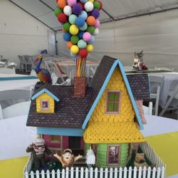 UP house with figurines
