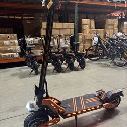 Dual-motor electric scooter